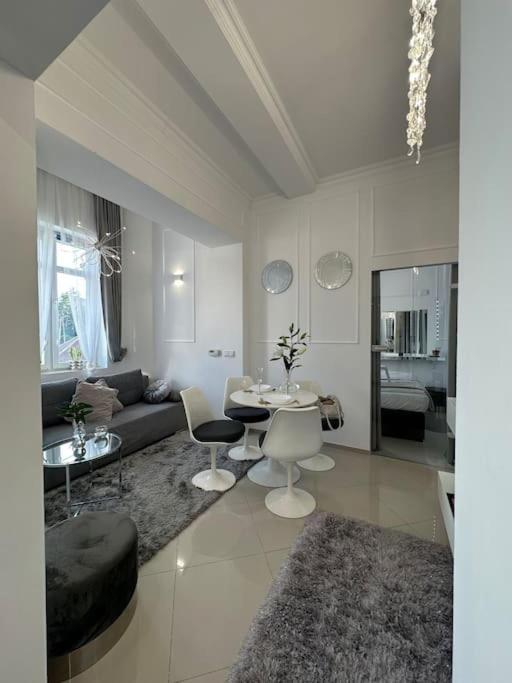Salt Inn Apartments No 2 - Jacuzzi Wieliczka Bagian luar foto