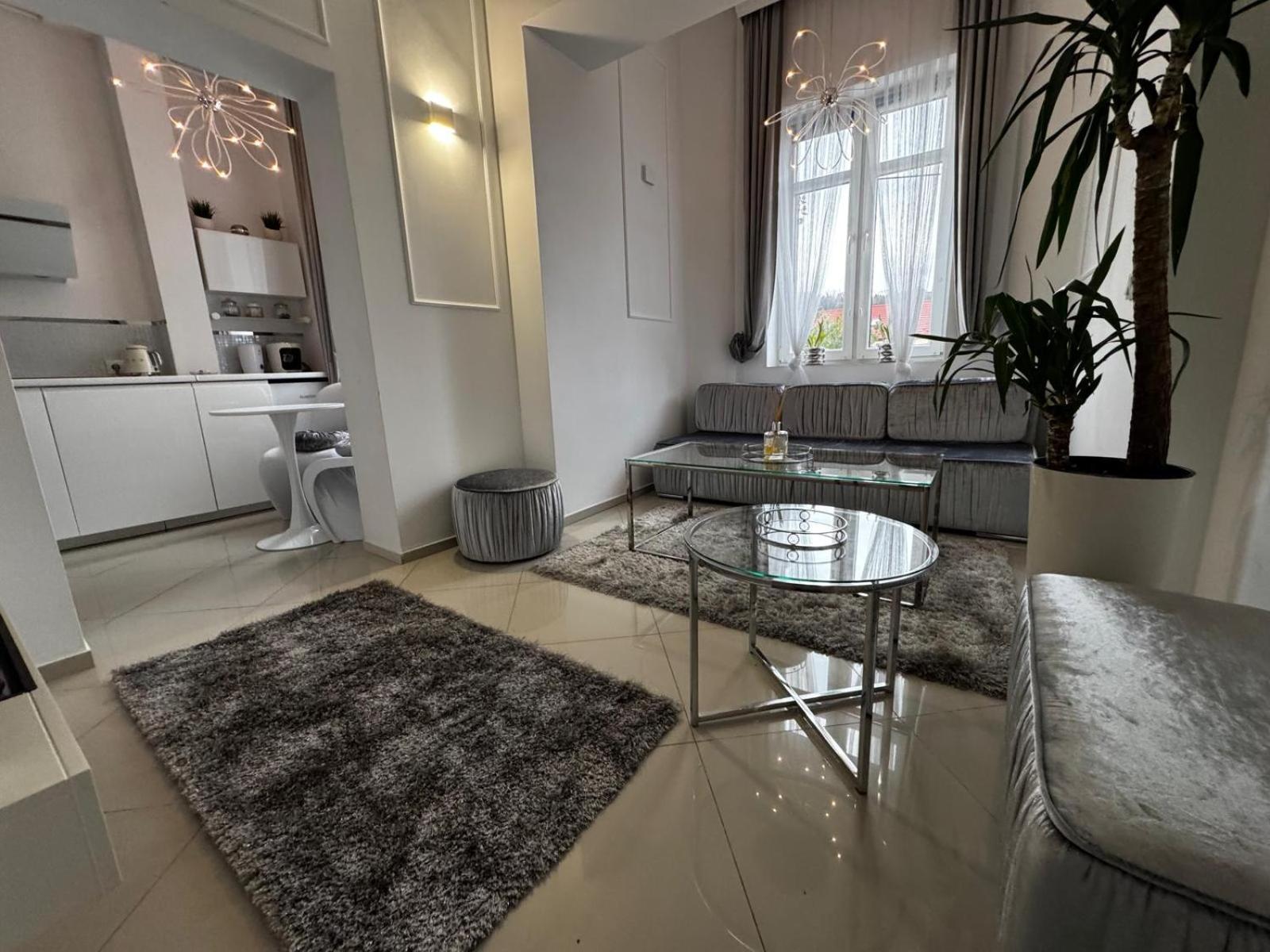 Salt Inn Apartments No 2 - Jacuzzi Wieliczka Bagian luar foto