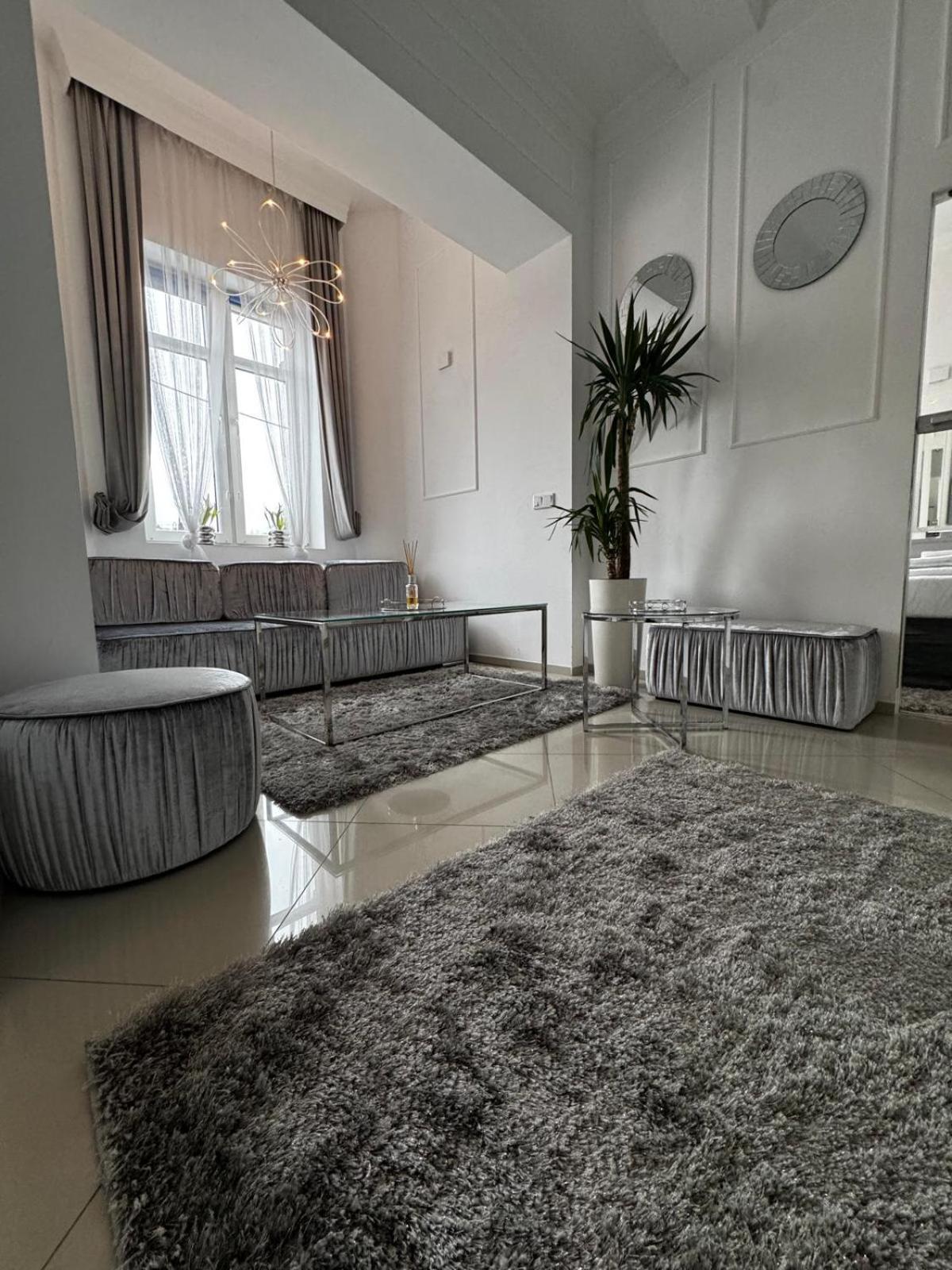 Salt Inn Apartments No 2 - Jacuzzi Wieliczka Bagian luar foto